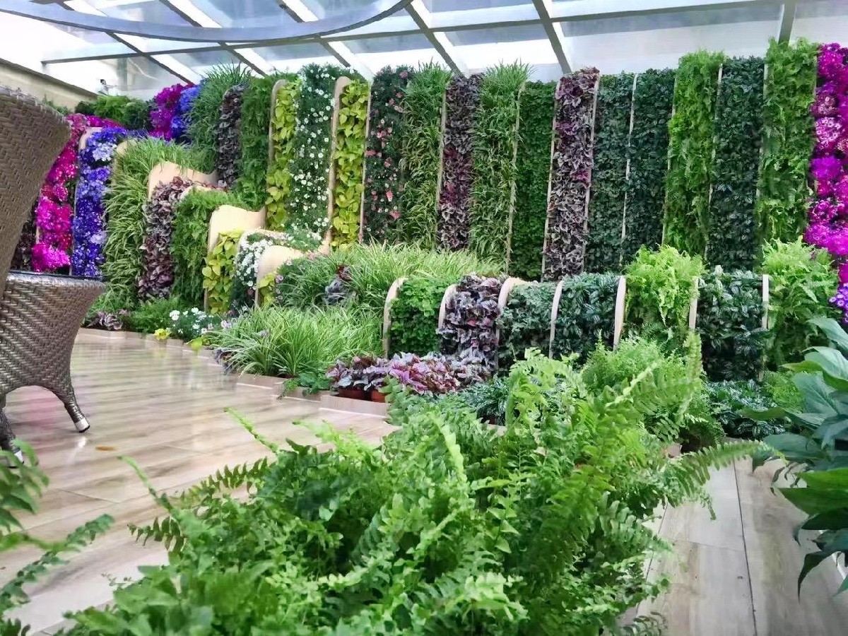 餐厅生态植物墙制作 打造健康餐饮环境
